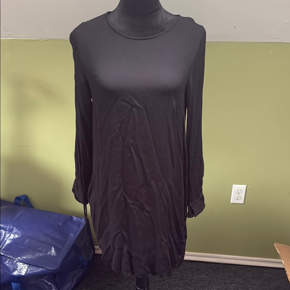 H&M Black Ruffled Long Sleeve Sheath Dress